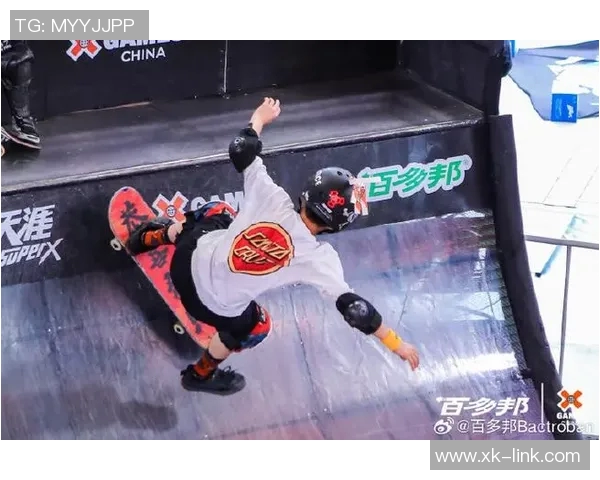 重庆滑板队的心理素质揭秘：勇气与坚持的背后故事